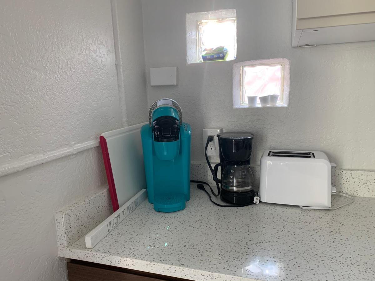 Tides Inn On The Bay Vacation Homes 布雷登顿海滩 外观 照片