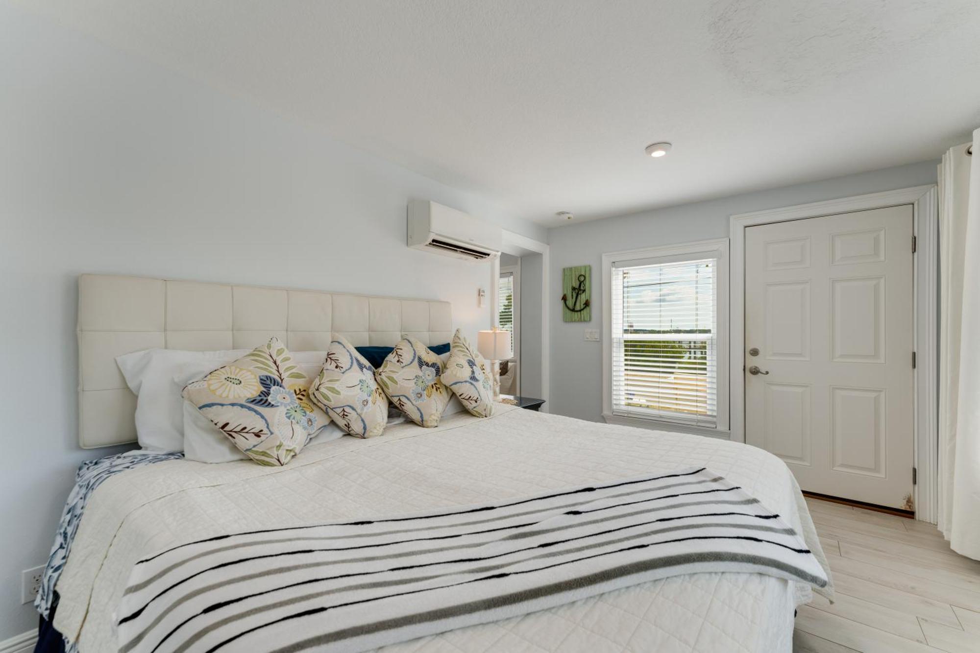 Tides Inn On The Bay Vacation Homes 布雷登顿海滩 外观 照片
