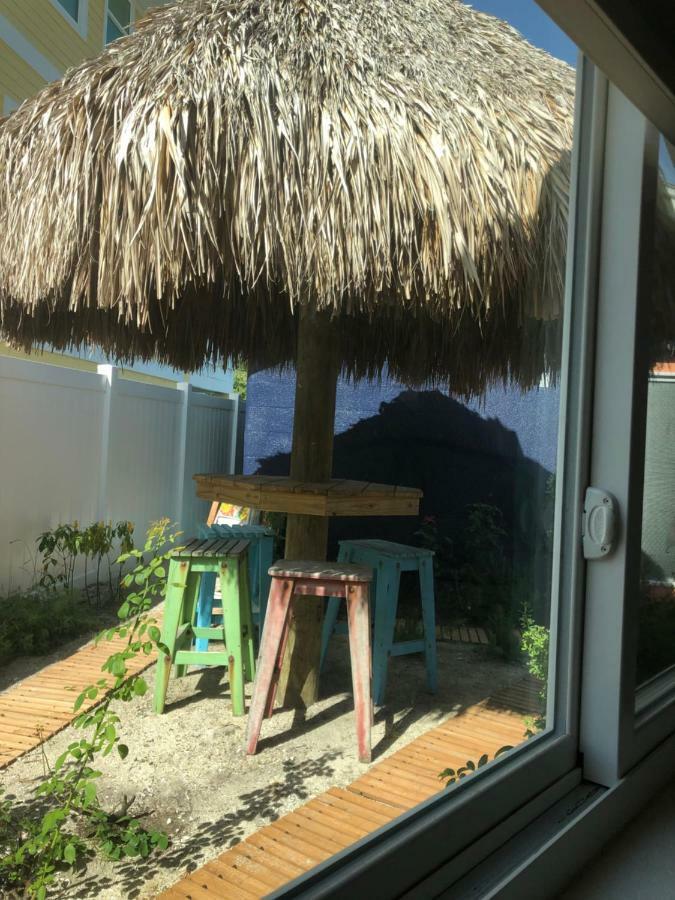Tides Inn On The Bay Vacation Homes 布雷登顿海滩 外观 照片